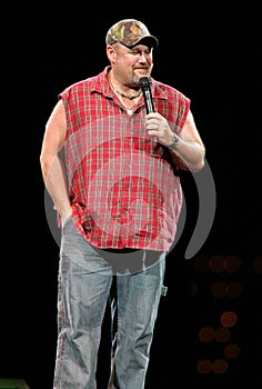Larry the Cable Guy performs stand up