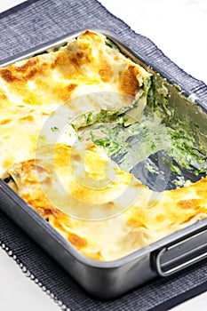 lasagne with salmon and spinach