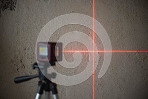 Laser level for horizon and vertical