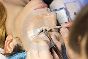 Lashes extension procedure