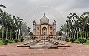 the last mausoleum of the Mughal era, the marble Tomb of Safdardjang, Delhi