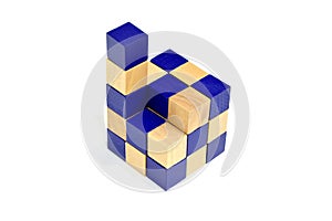 Last step to complete the block of Snake Cube Puzzle Game