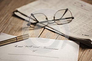 Last will and testament form with gavel