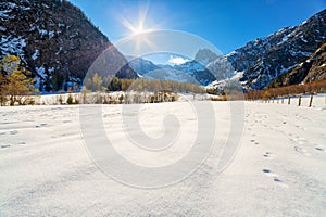 Tarde otono próximamente escenario en Alpes. Tirol 