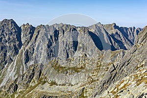 Krajina neskorého leta tatranského hrebeňa. Tatranský národný park, Slovensko