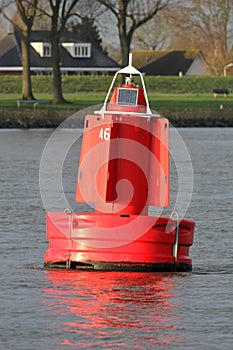 Lateral buoy