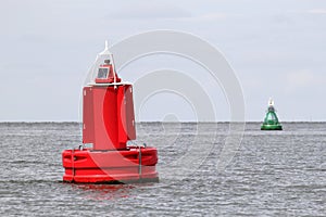 Lateral buoys