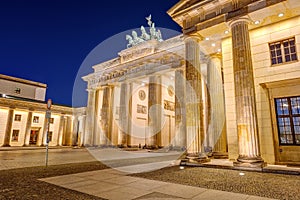 Lateral view of the illuminated Brandenburger Tor