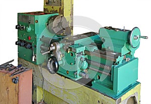 Lathe turning machine