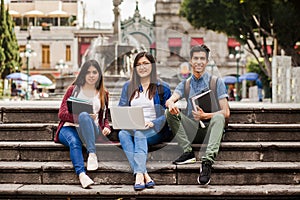 Latin american students or international students in internship in Mexico City
