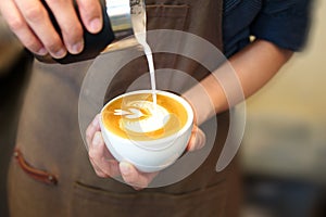 Latte Art - Heart shape