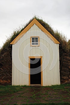 Laufas Sod Small House