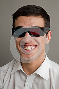Laughing guy in 3D eyepieces