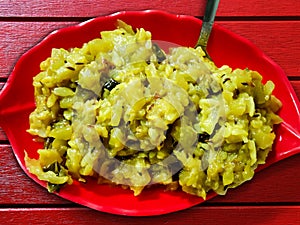 Lauki/doodhi ki sookhi Sabji also known as bottle gourd dry curry recipe