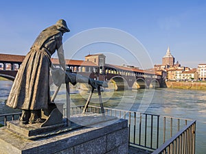 Laundress statue and Covered Bridge, Pavia, Italy