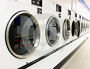 Laundromat-dryers photo