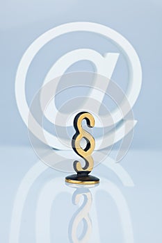 Law on the Internet. At paragraph and character.