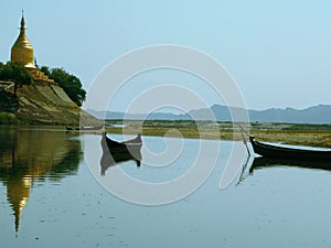 Lawkananda Pagoda viewed from Irrawaddy River