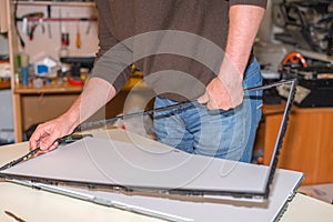 LCD TV repair, disassembly of the screen to replace the backlight photo