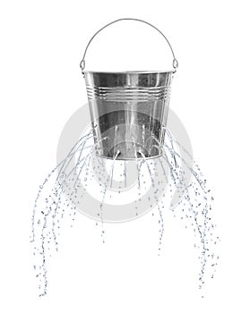 Leaky bucket with water isolated