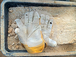 Leaky work gloves
