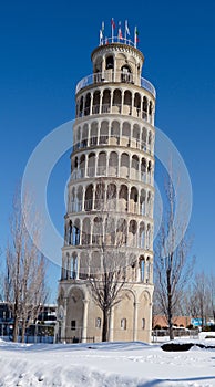 Leaning Tower Of Niles