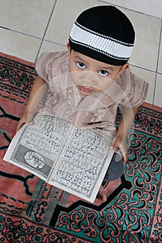 Learning to read Quran