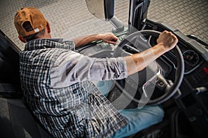 Learning Truck Driving CDL