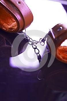 Leather bondage s&m handcuffs