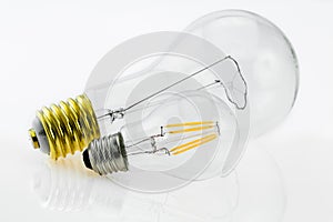 LED bulb E27 compared with tungsten E40