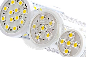 LED bulbs with 1 and 3-chip SMD LEDs