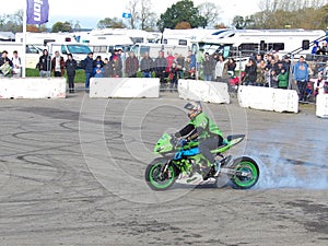 Lee bowers stunt rider at santa pod