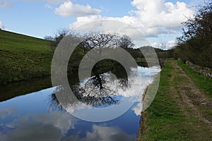 Leeds Liverpool Canal, East Marton, Craven District, North Yorkshire, England, UK