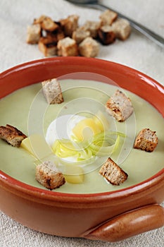 Leek and potato soup