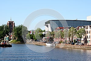 Leeuwarden, the Nieuwe Kanaal on the Emmakade