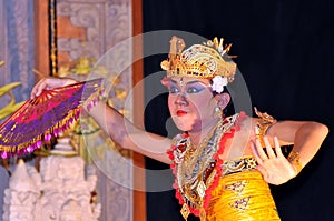Legong dancer bali