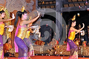 Legong dancer bali