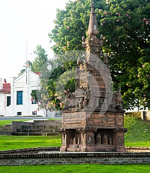 Leibig monument in Frey Bentos photo