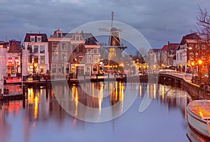Leiden canal with Windmill De Valk