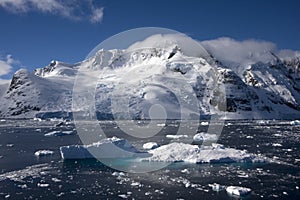 Lemaire channel, antarctica