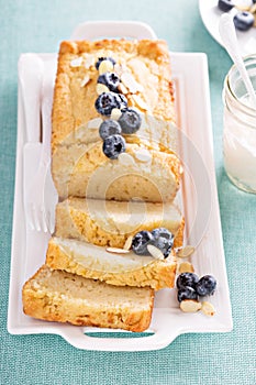 Lemon and almond pound cake