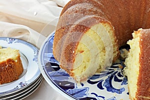 Lemon Bundt Cake