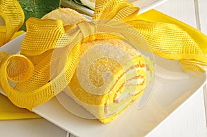 Lemon cake with yellow bow