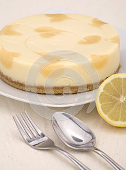 Lemon cheesecake