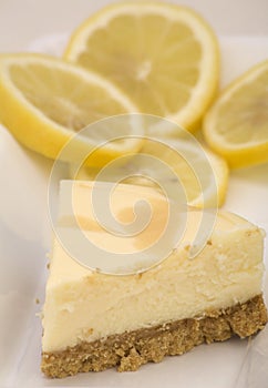 Lemon cheesecake