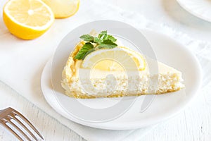 Lemon cheesecake