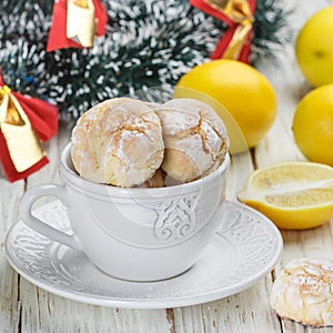 Lemon cookies with powdered sugar