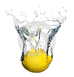 Lemon fruit splashing in water