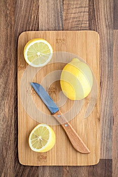 Lemon Knife Chopping Board