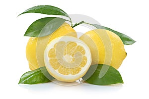 Limone limoni foglie su bianco 